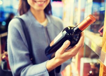 Tappi solidali, le Donne del vino contro la violenza di genere