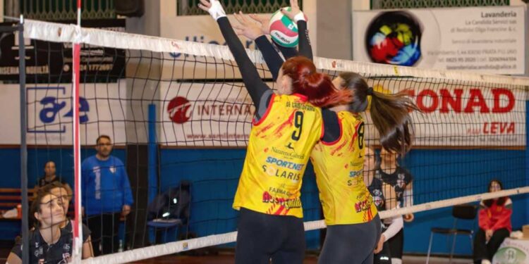 Accademia a testa alta a Castellaneta