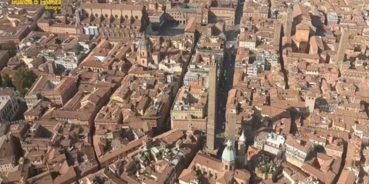 Sequestrati oltre 3300 tra farmaci e cosmetici illegali