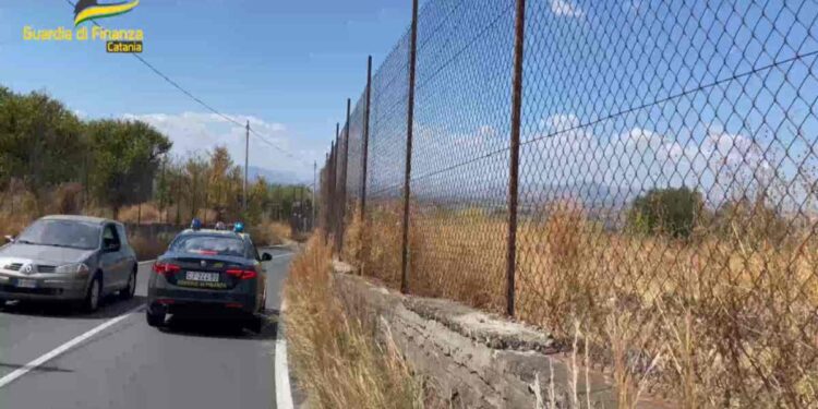 Catania – Sequestrati oltre 3000 litri di gasolio di illecita provenienza