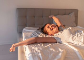 Le strategie e i consigli per dormire bene e svegliarsi riposati