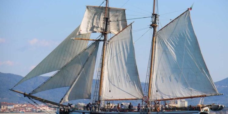 Marina Genova, dal 17 al 19 maggio 2024 il 2° Classic Boat Show