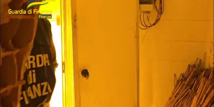 Scoperta una fabbrica della droga