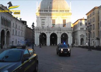 Brescia – Eseguite n. 8 misure cautelari personali e sequestrate oltre 2,3 tonnellate di marijuana