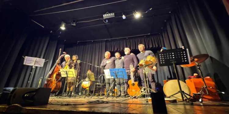 Al Castello del Parco Fienga il CONCERTO PARLANTE AL TRAMONTO, spettacolo di teatro canzone con la collaborazione dell’Accademia Mandolinistica Napoletana. Preview con visita guidata al Castello. Domenica 26 maggio Nocera Inferiore