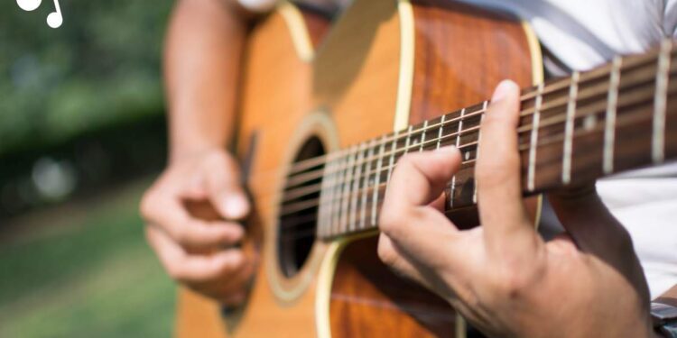 Davide Lo Surdo: Esposta la chitarra del musicista entrato nell’eternità al Museo Nazionale Cubano
