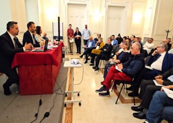 NAPOLI, NELLA SEDE DELL’OFI PREMIATI COLORO CHE HANNO FATTO LA STORIA DELLA FISIOTERAPIA