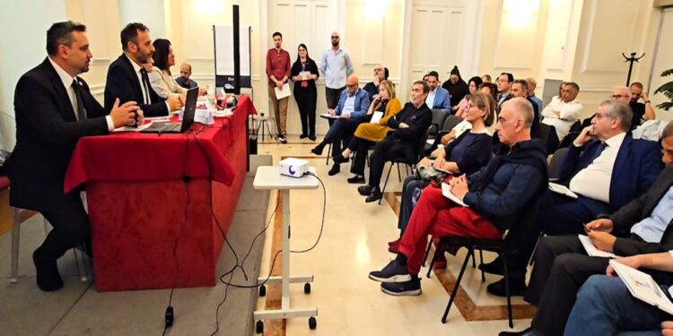 NAPOLI, NELLA SEDE DELL’OFI PREMIATI COLORO CHE HANNO FATTO LA STORIA DELLA FISIOTERAPIA