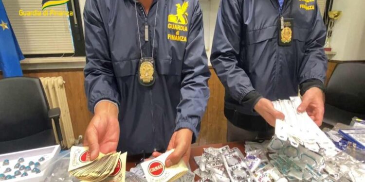 Pescara – L’affaire delle etichette ingannevoli mentre tra Abruzzo e Marche viene smantellata una filiera del falso