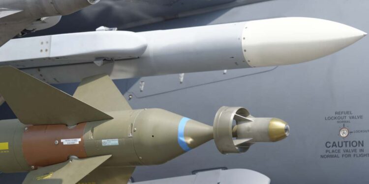 Ucraina, Usa al bivio: Kiev aspetta ok per colpire in Russia