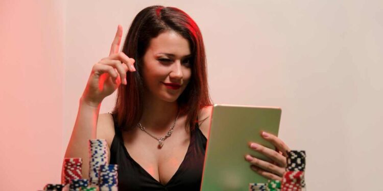 Poker Online: Impara a Giocare Come un Professionista