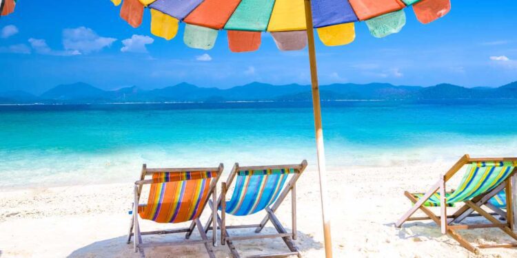 Dove andare in vacanza al mare a settembre in Italia: 3 mete top (e perché)