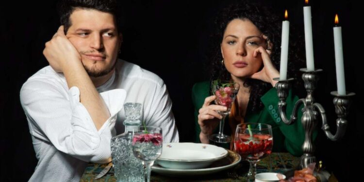 KamAak, esce il debut album “Seven on Seven + 1”. Il 7 luglio showcase al tramonto in riva al mare