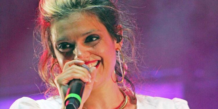 ACMF A CREUZA DE MA’ – MARGHERITA VICARIO NUOVA SOCIA DELL’ASSOCIAZIONE MUSICALE FOBDATA CON ENNIO MORRICONE PRESIDENTE ONORARIO