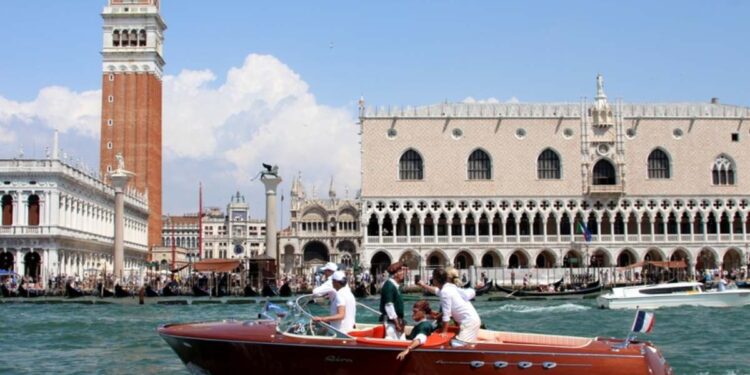 Riva Days Venezia 2024, l’Aquarama Byblos si aggiudica il Best in Show