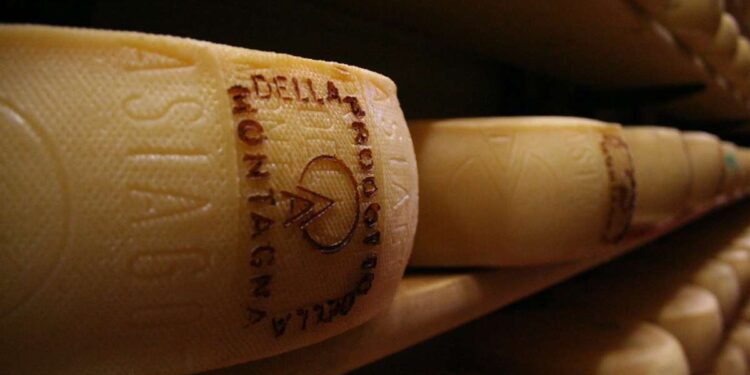 Il Consorzio Tutela Formaggio Asiago cresce e rafforza il legame col territorio