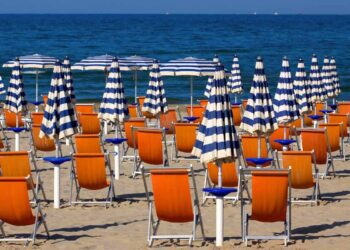 Ad agosto ‘solo’ 18 milioni di italiani in ferie, ma è boom di visite a malghe e frantoi