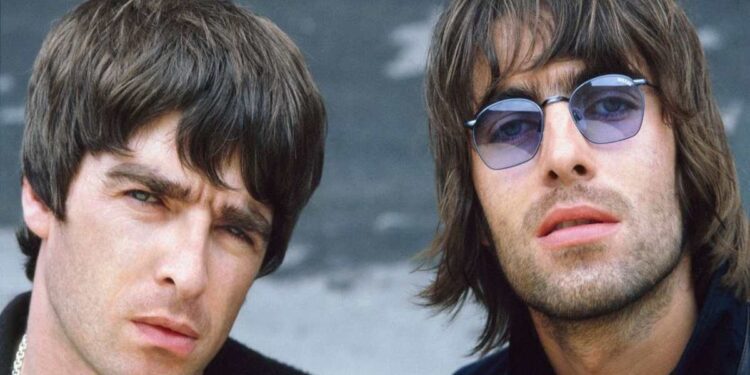 Oasis vicini alla reunion: i Gallagher pronti a fare un annuncio congiunto