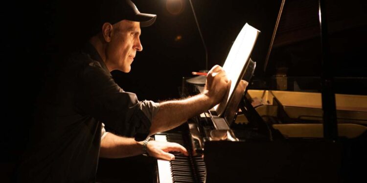 VENEZIA 81 – I MUSICISTI RACCONTANO IL LORO LAVORO PER IL CINEMA