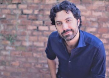 Oltre 60 scuole superiori presentano i loro progetti. A Exposcuola l’esperimento dello scrittore Massimo Vitali