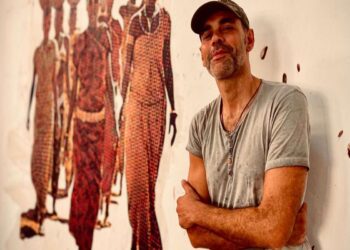 The Weight of Freedom di Nello Petrucci racconta   la resilienza dei diritti umani e la complessità della libertà