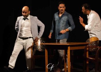 In scena “Dietro un fantasma”   Un viaggio nell’anima e nella famiglia