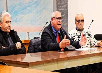 ISCHIA, IL GRIDO DI DOLORE DELLA POPOLAZIONE: “BASTA ABBATTERE LE CASE DELLA POVERA GENTE”