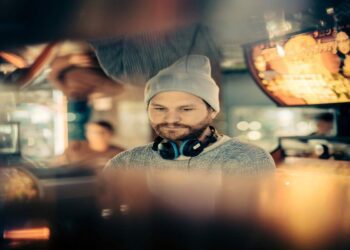 Al 42° Torino Film Festival vince il Premio Miglior Film HOLY ROSITA di Wannes Destoop, sviluppato dal TFL