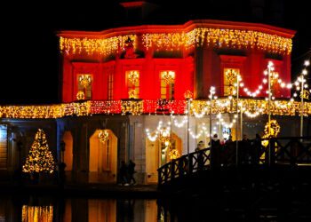 A BACOLI UN NATALE DI DIVERTIMENTO E SOLIDARIETA’: STANZIATI I PRIMI 50.000€ PER I PIU’ BISOGNOSI