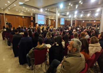 A NAPOLI IL GIURAMENTO DI 600 INFERMIERI: “PRONTI A LAVORARE PER LA SANITA’ DEL FUTURO”