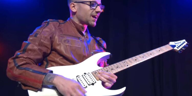 Chi è il chitarrista più veloce della storia?