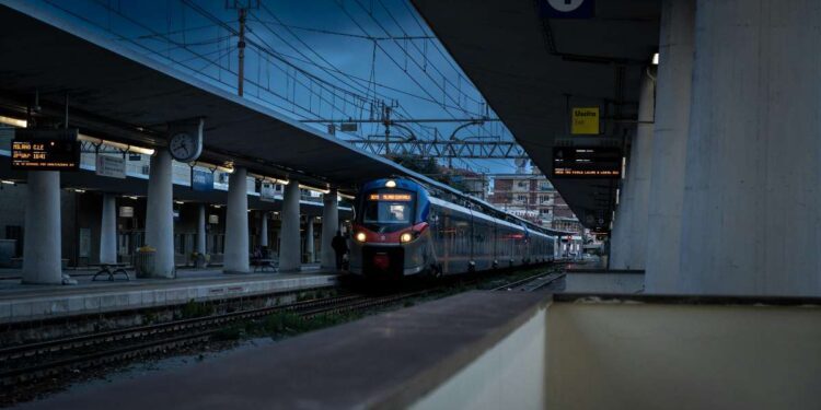 Sciopero dei treni il 25 e il 26 gennaio: tutte le informazioni