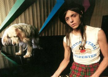 Sanremo, Lucio Corsi premiato con il microfono d’argento AssoMusica