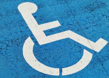 Rifiutato da 31 scuole perché autistico: Valditara vuole vederci chiaro