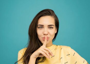 Gli italiani tollerano il silenzio in una conversazione solo per 6,2 secondi