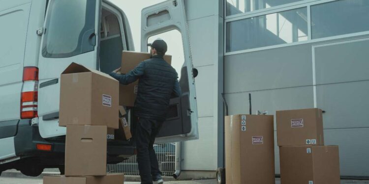 Il Servizio postale USA ha sospeso le spedizioni dei pacchi provenienti da Cina e Hong Kong