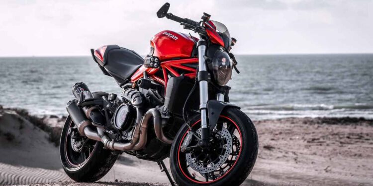 La Ducati presenta il 2025: 10 nuovi modelli e oltre 1 miliardo di fatturato
