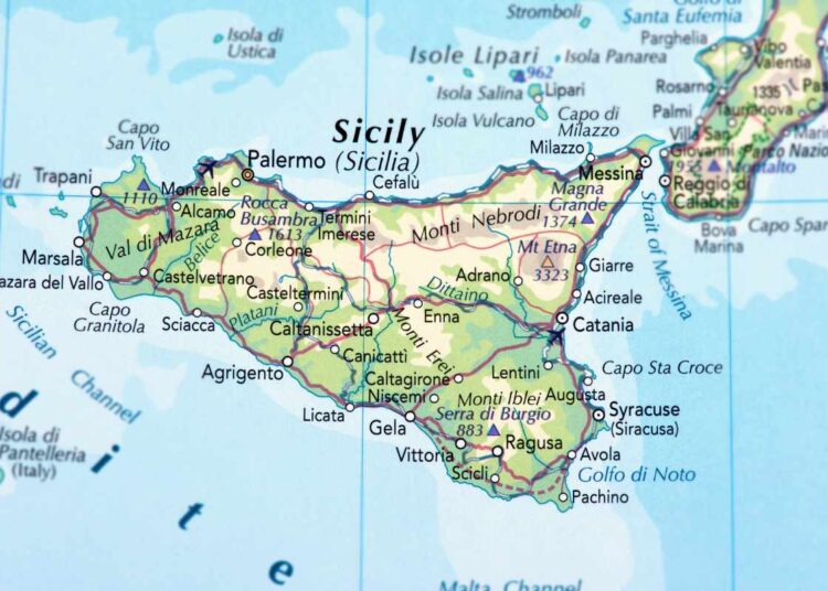 Non è Napoli la città più affettuosa d’Italia: la vetta è siciliana