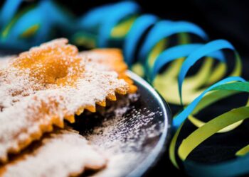 Iginio Massari: “Per fare le mie chiacchiere perfette ci vogliono 6 persone, 100 euro al chilo è un prezzo giusto”