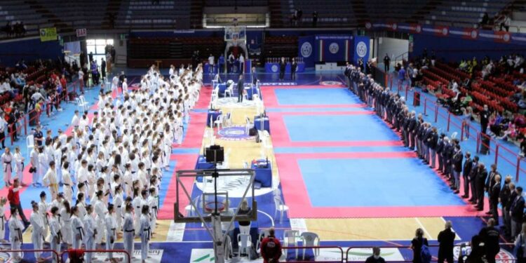 8 marzo con il campionato nazionale di karate tradizionale