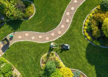 Garden tourism: 1 italiano su 4 in viaggio tra Pasqua e i ponti d’oro. 5 giardini da scoprire in giro per l’Italia