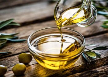 Premio europeo per l’olio di oliva di extra qualità: IL MAGNIFICO 2025 È “RISERVA” DI FATTORIA AMBROSIO E ARRIVA DALLA CAMPANIA