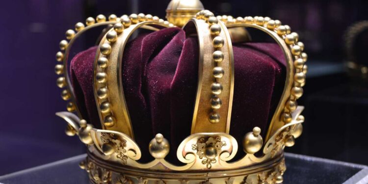 Re Carlo III compra una casa da oltre 3 milioni di sterline: un regalo per Camilla