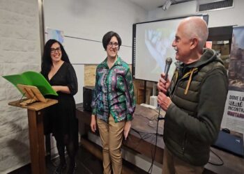 ISCHIA, PRESSO LA LIBRERIA MONDADORI OMAGGIATO IL GENIO DI ROBERTO DE SIMONE