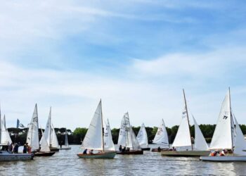 Derive storiche da tutta Italia, musica e cultura sul Lago di Massaciuccoli per il 2° “Le Vele Classiche di Puccini”
