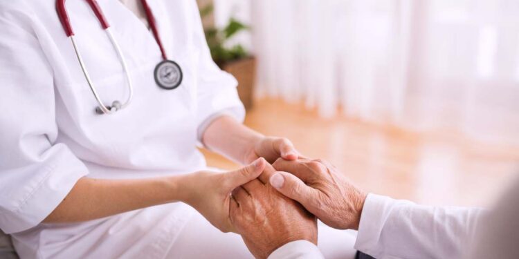 Salute, aggiornamento Piano Pandemico: il Nursing Up esorta Ministero e Regioni a superare le diatribe e a creare sinergie per un Piano che tuteli chi opera in prima linea. L’Italia tenga il passo con l’Europa.