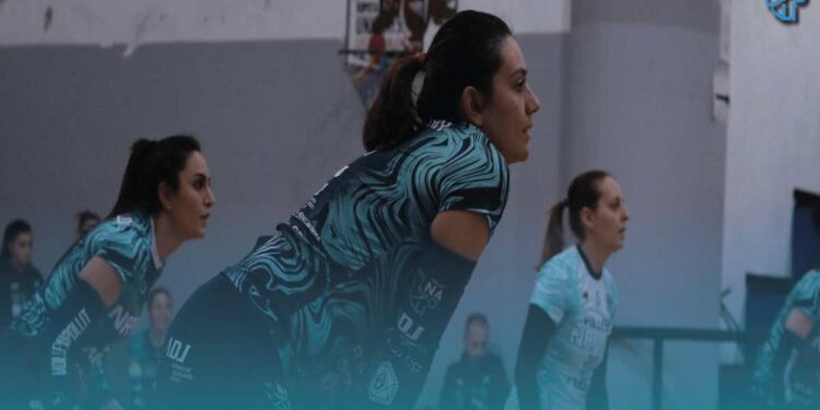 ADJ Volley Napoli, scontro con la vetta della classifica: parla il centrale Zattera