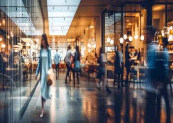 Emergenze, sicurezza e manutenzione: il ruolo chiave delle porte antipanico e del fabbro urgente