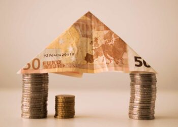 Come risparmiano e investono le famiglie italiane? Ultime analisi di Bankitalia