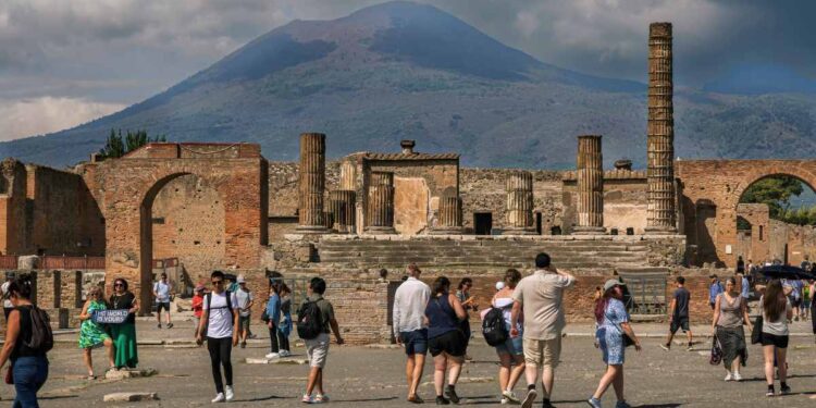 Campania. Pasqua, Conflavoro: previsti 2 milioni di turisti